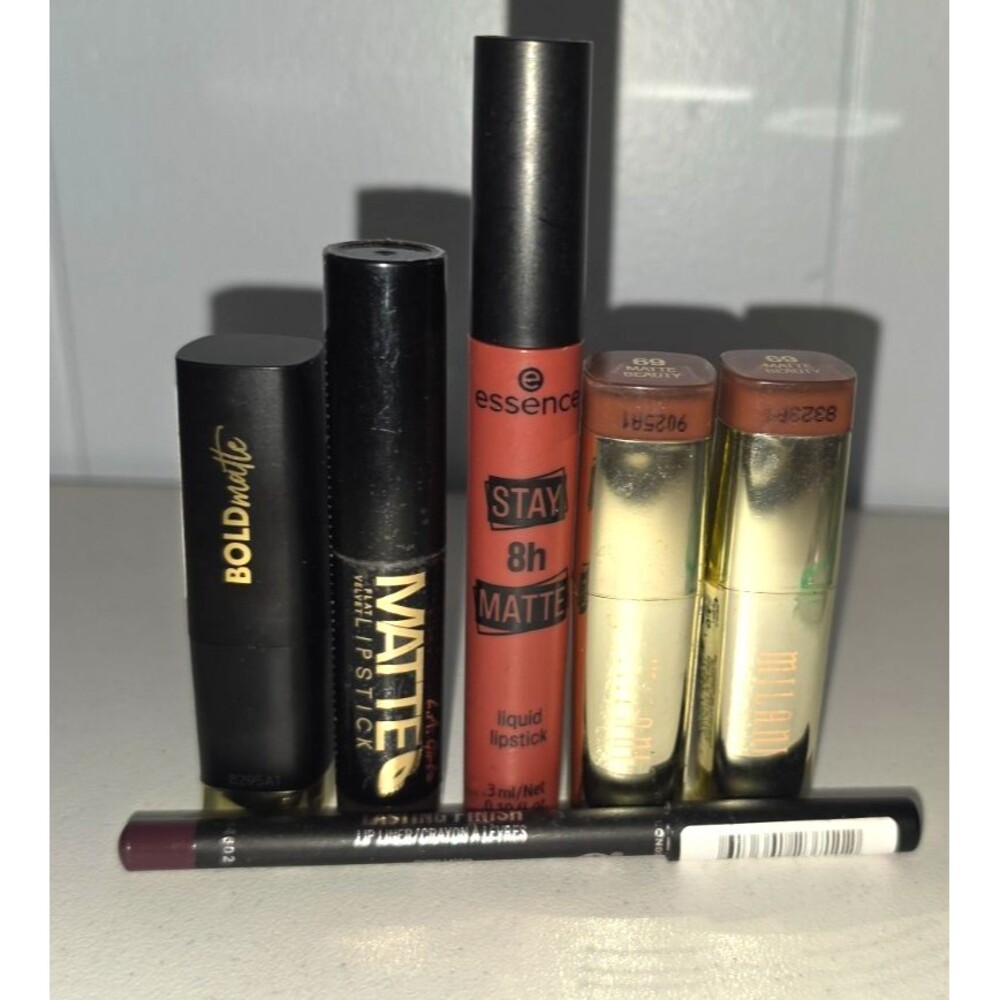 Lot of 6 Lip Liner Lipstick Milani La Girls Essence Darker Pink Mauve Colors